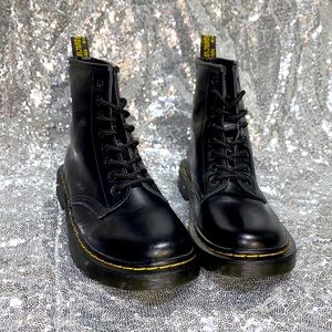 Black faux leather round toe ankle boots